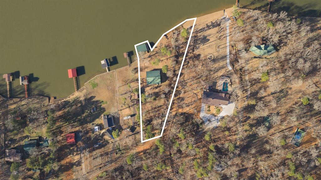 410 Private Road Leesburg, TX 75451 - Photo 4 of 37