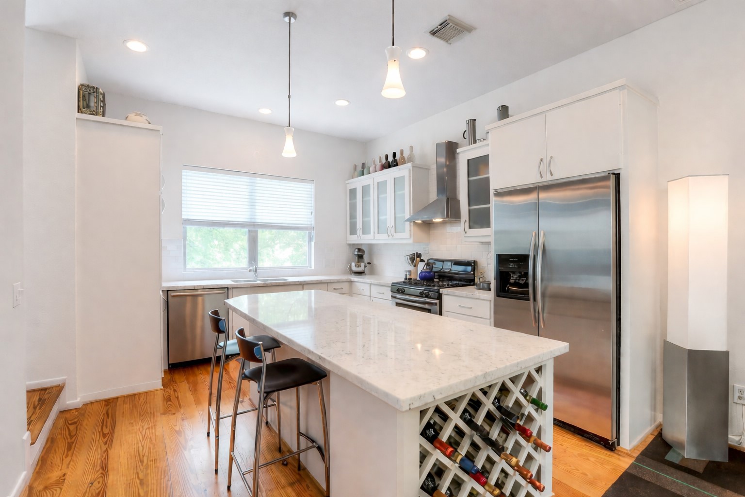 4312 Floyd Street, Unit C Houston, TX 77007 - Photo 2 of 26