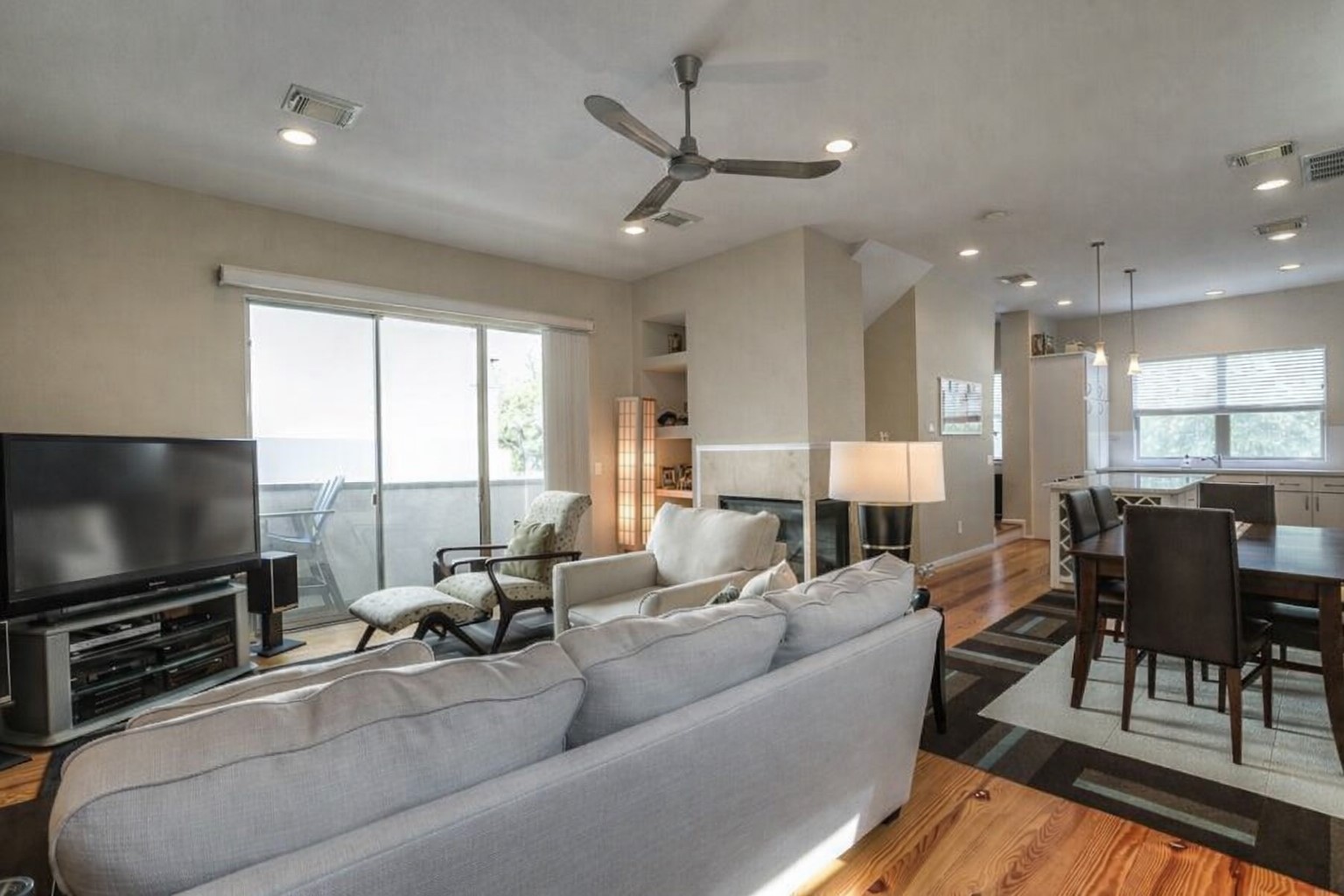 4312 Floyd Street, Unit C Houston, TX 77007 - Photo 7 of 26