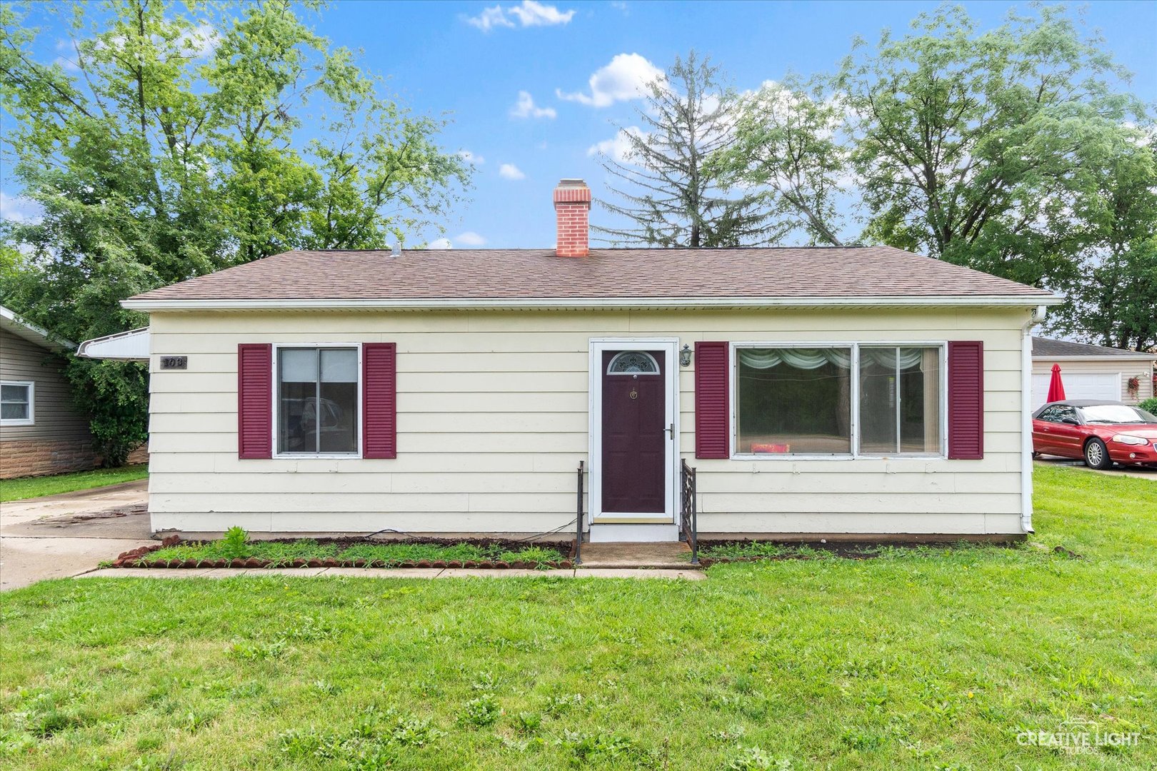 103 South Bartlett Road Streamwood, IL 60107 - Photo 1 of 17