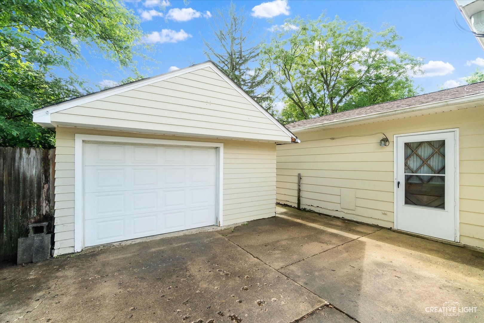 103 South Bartlett Road Streamwood, IL 60107 - Photo 15 of 17
