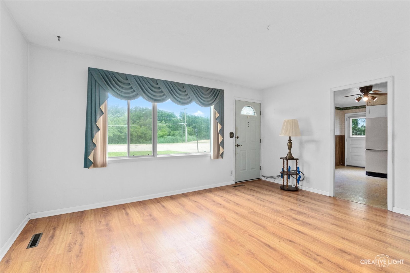 103 South Bartlett Road Streamwood, IL 60107 - Photo 4 of 17