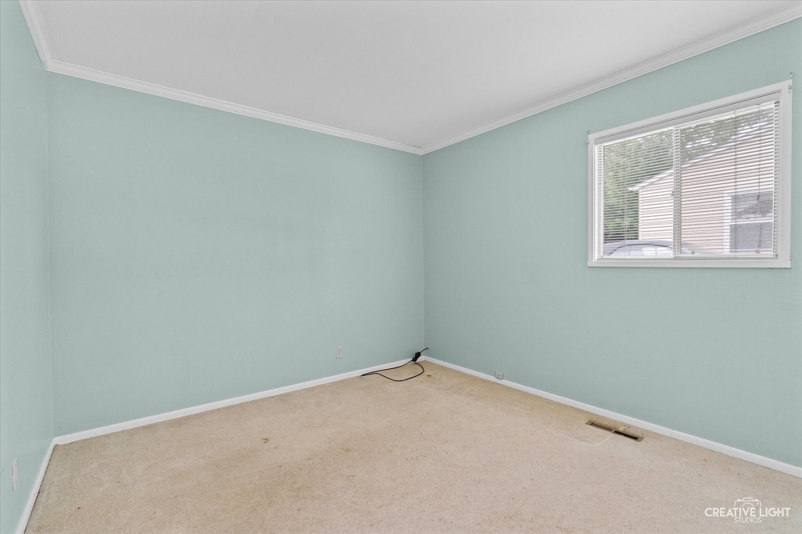 103 South Bartlett Road Streamwood, IL 60107 - Photo 7 of 17