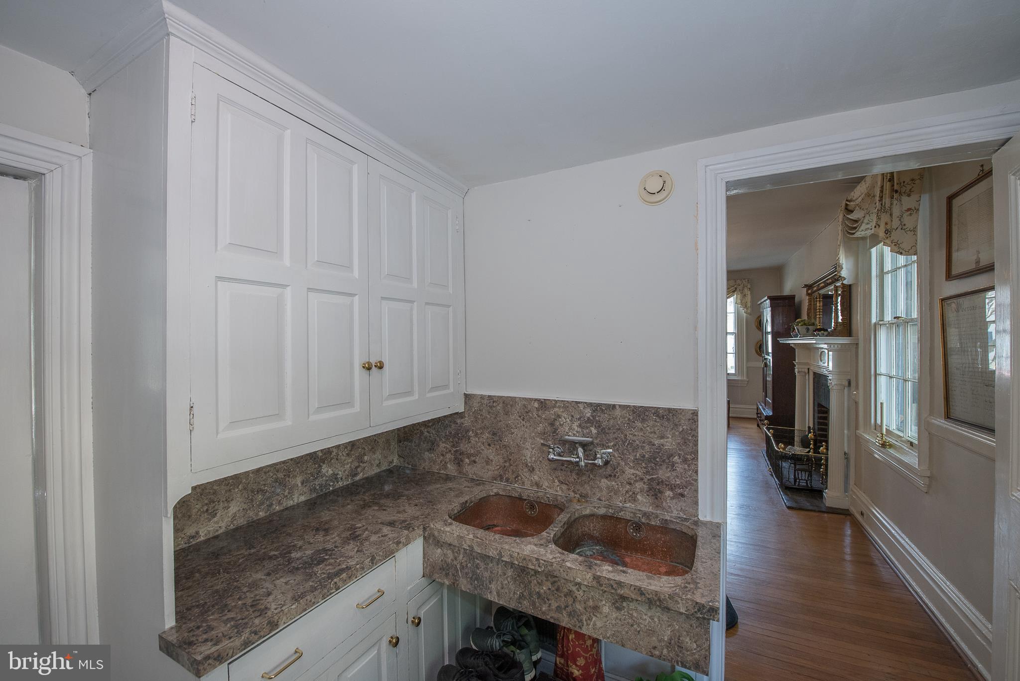 523 Oakley Road Haverford, PA 19041 - Photo 12 of 25 Butler's Pantry