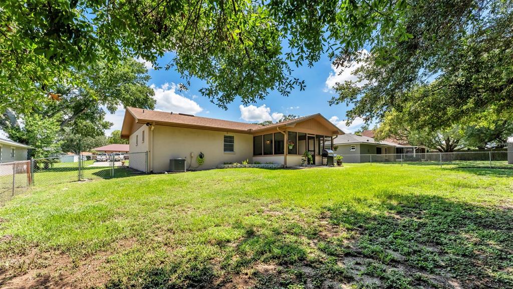 308 High View Lane Lakeland, FL 33803 - Photo 33 of 37