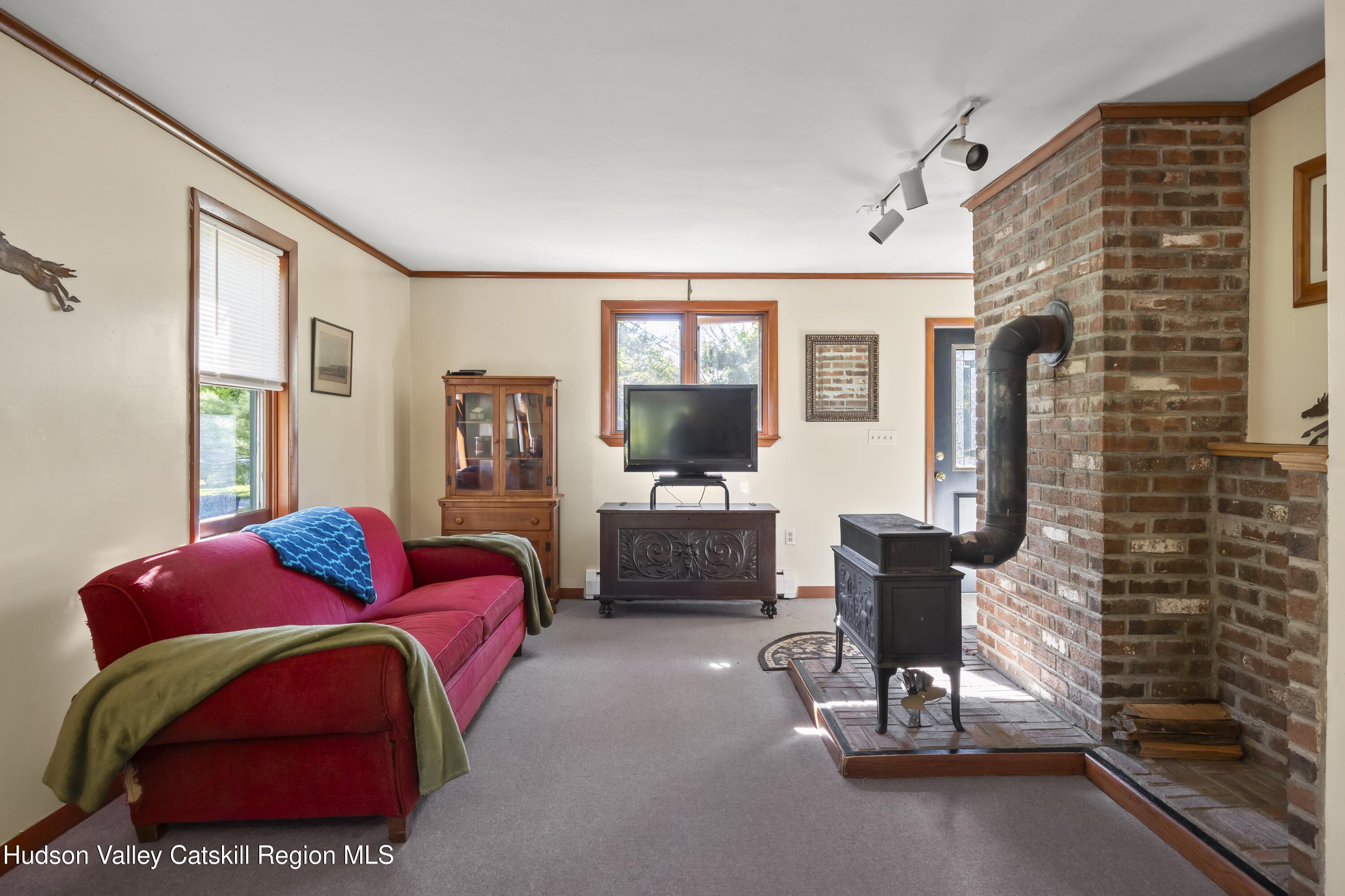 18 Taft Road Copake, NY 12516 - Photo 3 of 22 LR 2 7Y3A9028