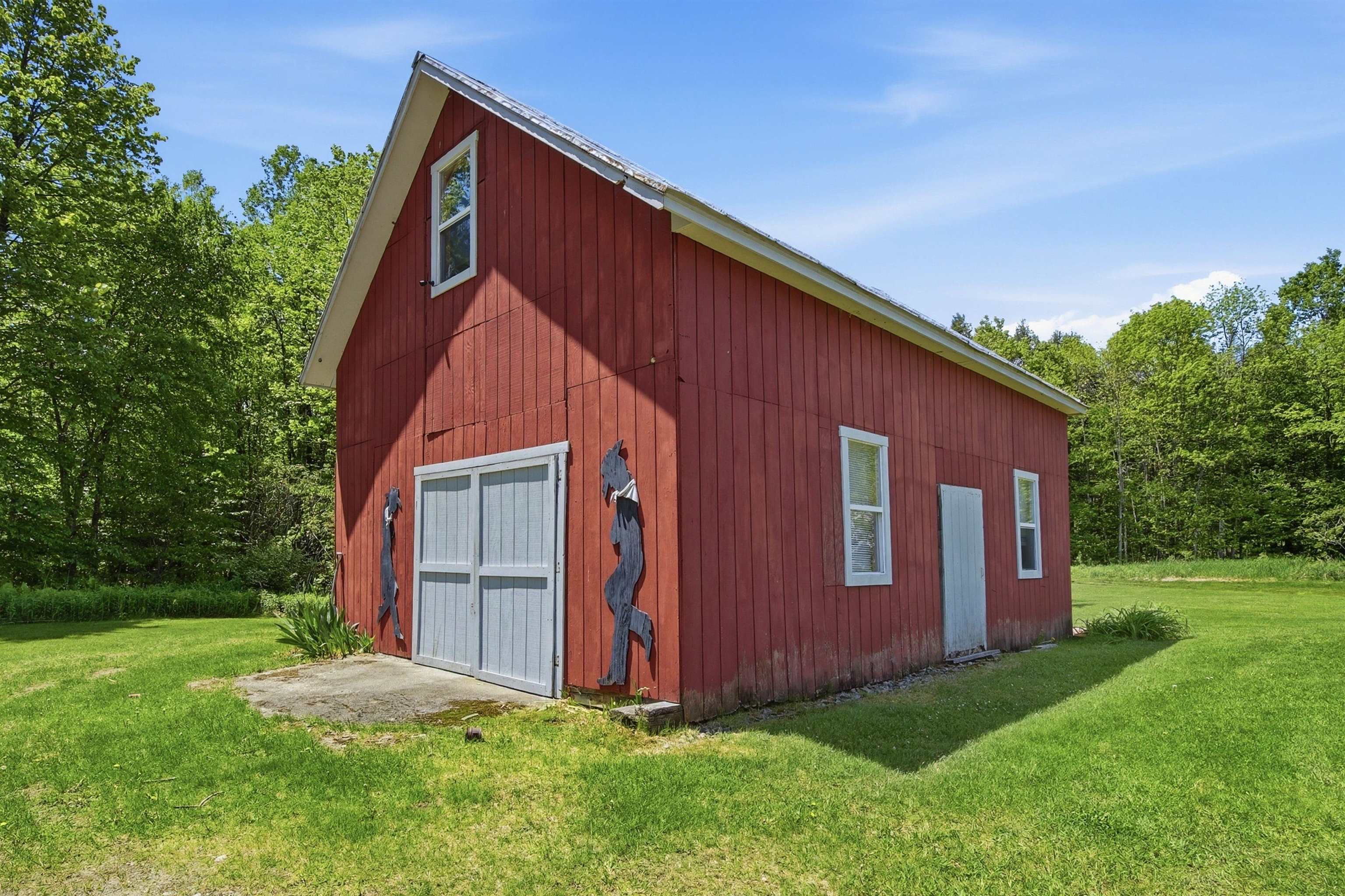 219 Longmoore Drive Ryegate, VT 05042 - Photo 10 of 60