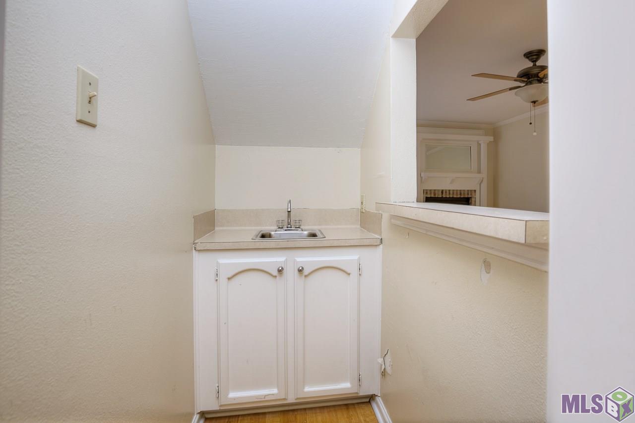 413 Longwood Court, Unit D Baton Rouge, LA 70806 - Photo 6 of 14