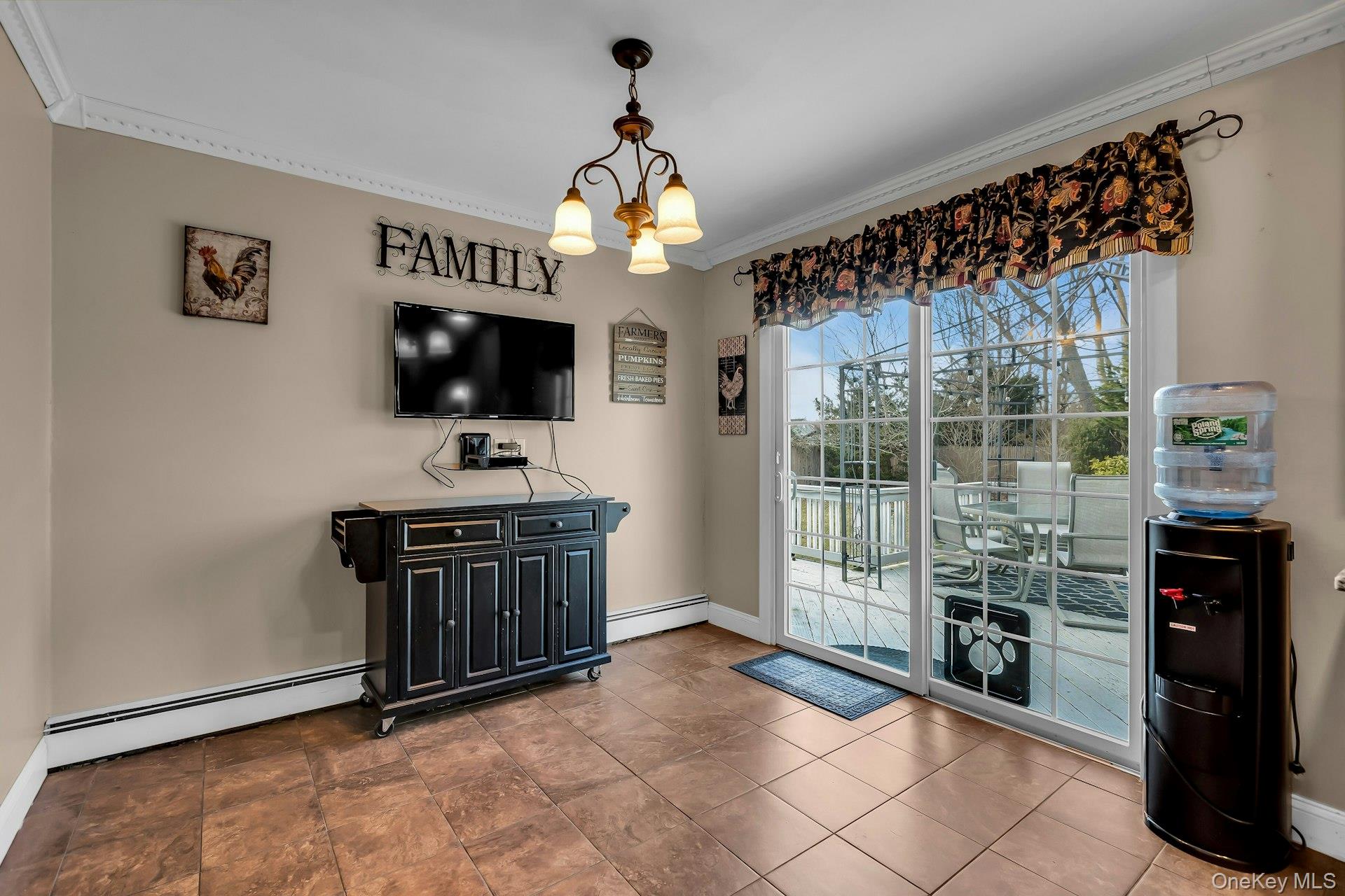 358 Rider Avenue Patchogue, NY 11772 - Photo 13 of 25