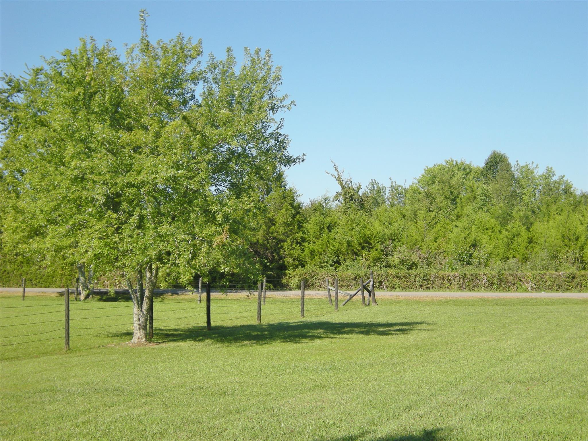 5529 Johnson Road Murfreesboro, TN 37127 - Photo 3 of 19 Gallery Image 3