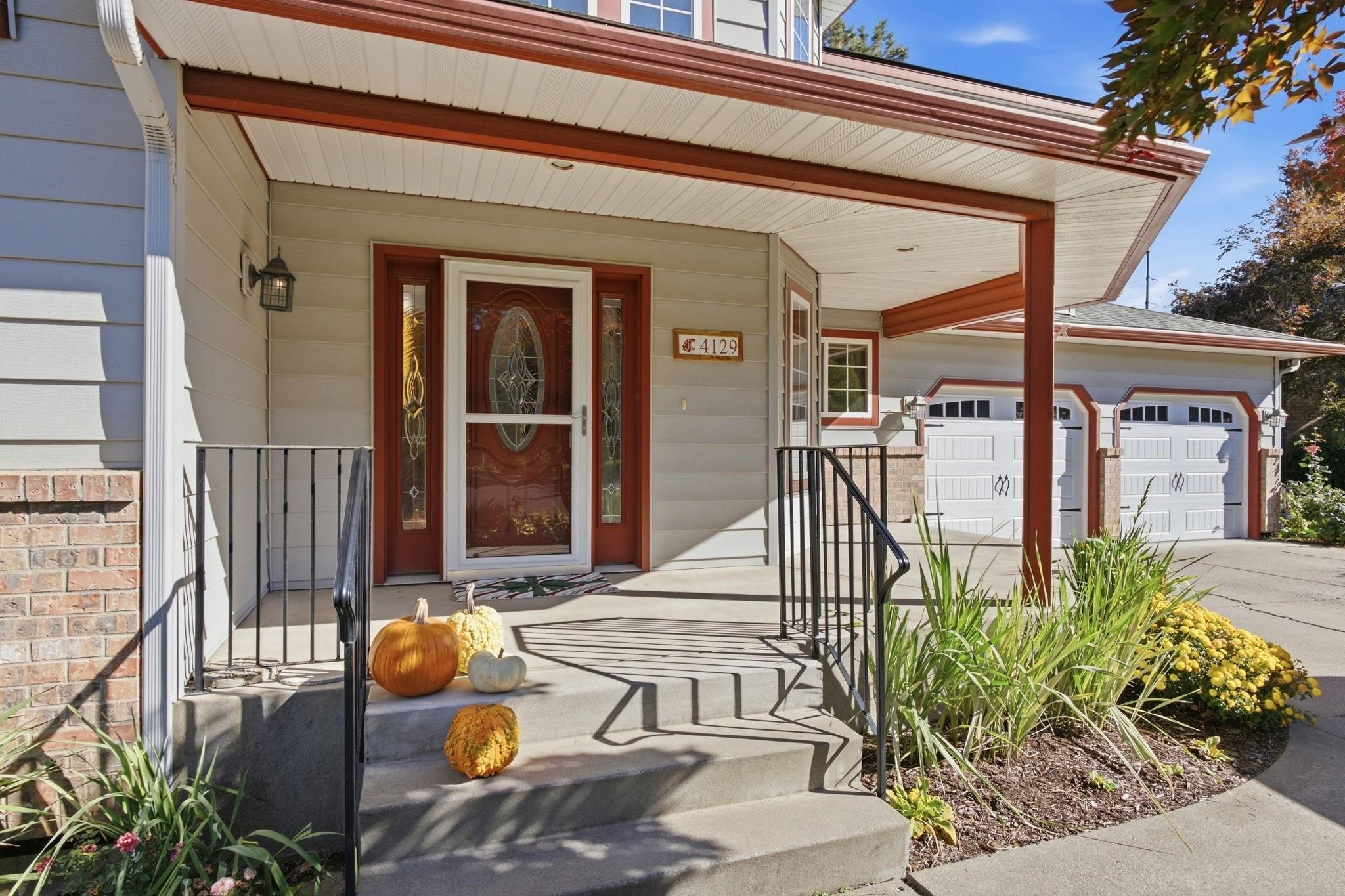 4129 South Lloyd Road Spokane, WA 99223 - Photo 3 of 41 Gallery Image 3