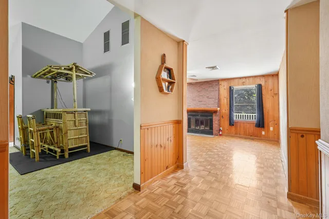 a view of a storage & utility room