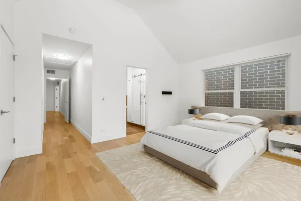 $10,900 | 1618 West Pierce Avenue, Chicago, IL 60622