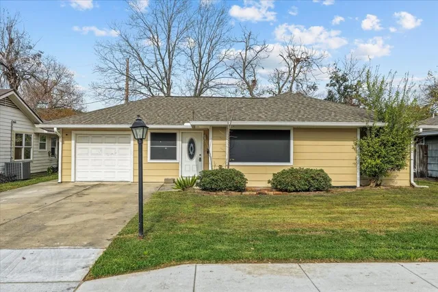 $223,000 | 234 Maxie Street, Deer Park, TX 77536