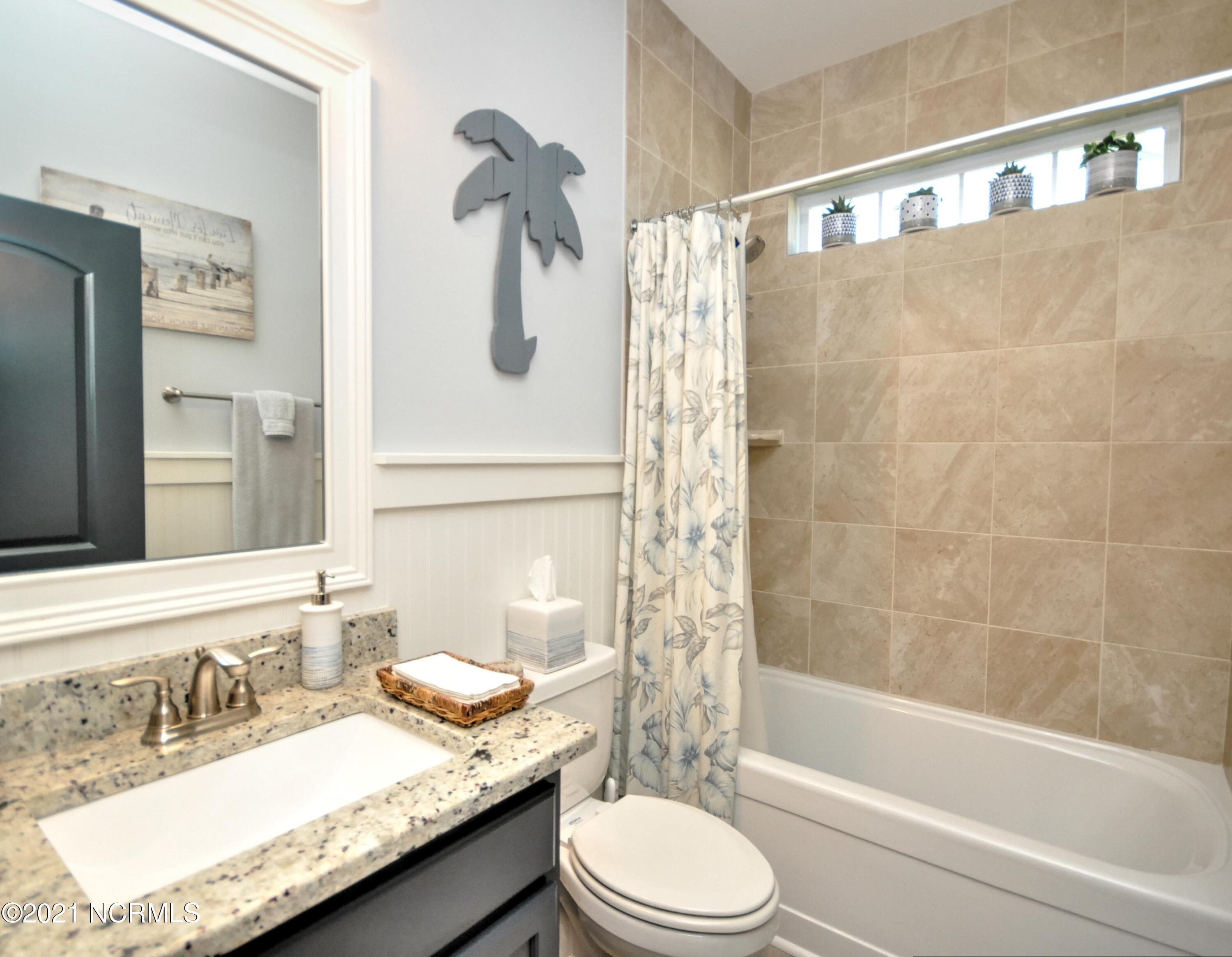 1444 Long Pond Road Southwest Ocean Isle Beach, NC 28469 - Photo 26 of 48 Bath2