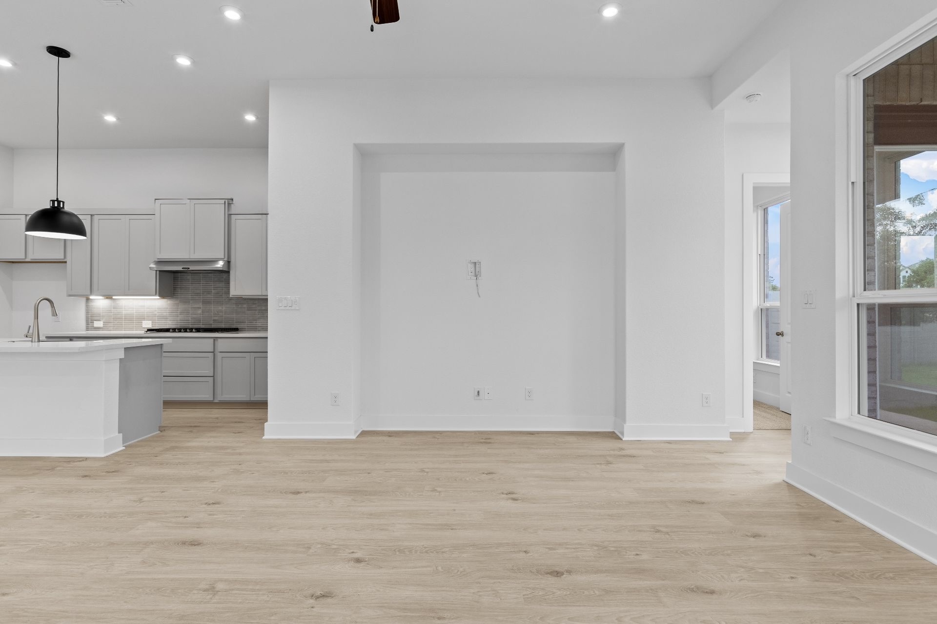 421 Hickory Springs Trail Georgetown, TX 78628 - Photo 15 of 35