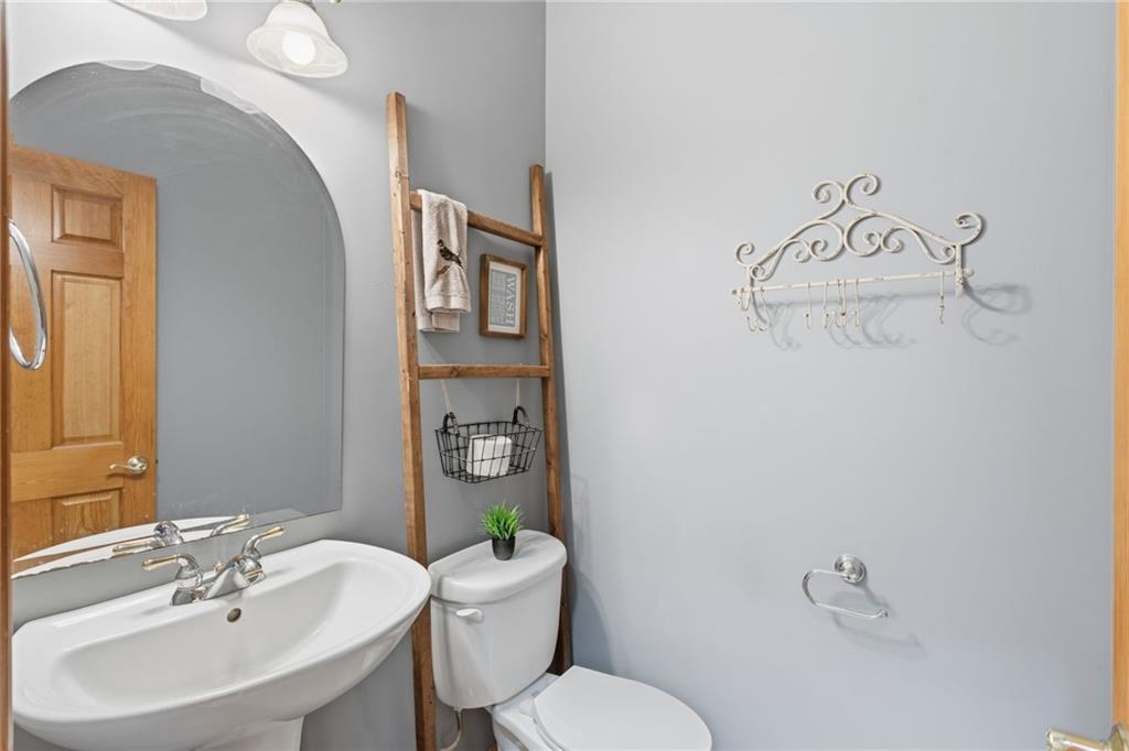 197 West Cruikshank Road Butler, PA 16002 - Photo 31 of 50 Main level half bath