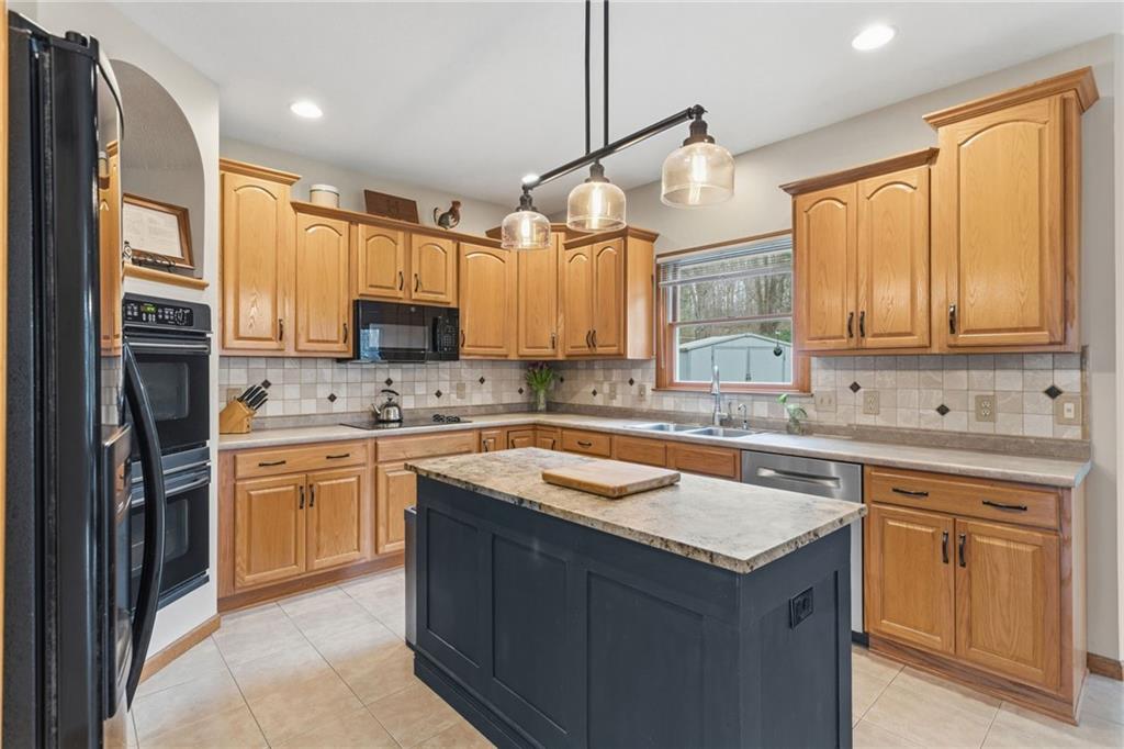 197 West Cruikshank Road Butler, PA 16002 - Photo 5 of 50