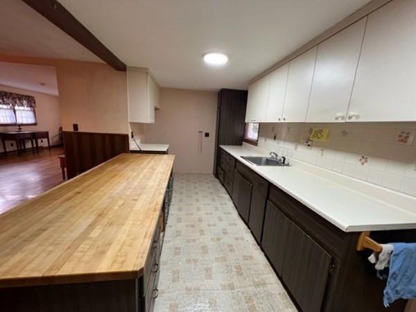 115 Forest Street Danvers, MA 01923 - Photo 8 of 19