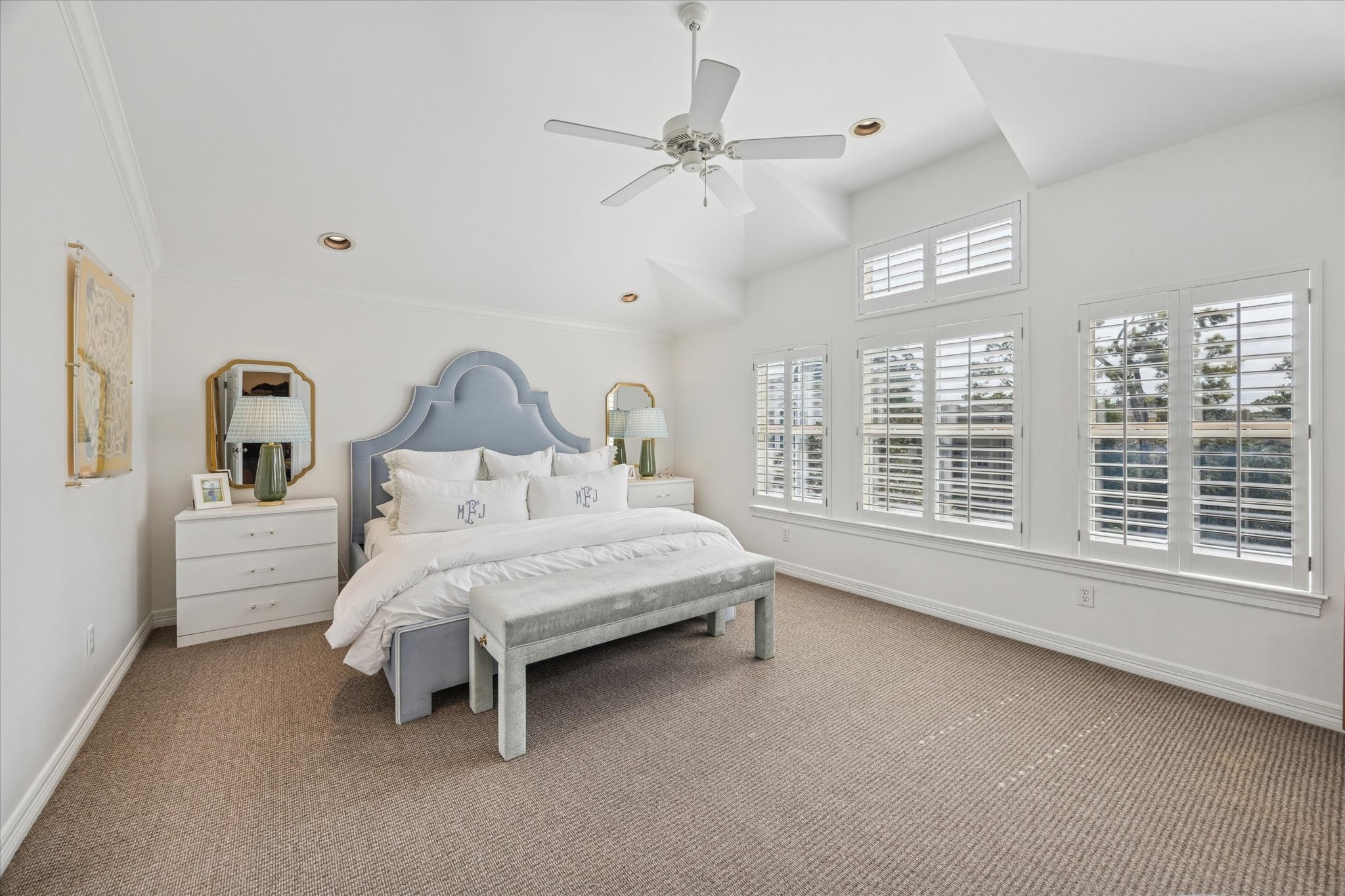 2700 Wroxton Road West University Place, TX 77005 - Photo 20 of 32 a bed room with a bed and a window