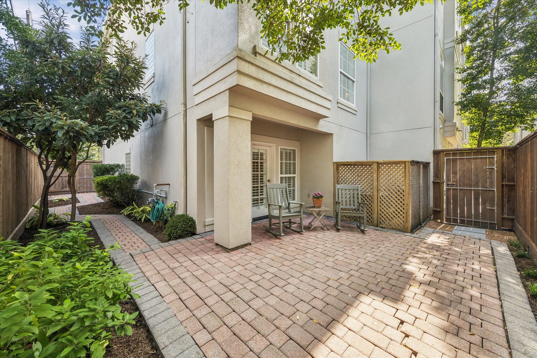 2700 Wroxton Road West University Place, TX 77005 - Photo 4 of 32 a view of a house with backyard and sitting area