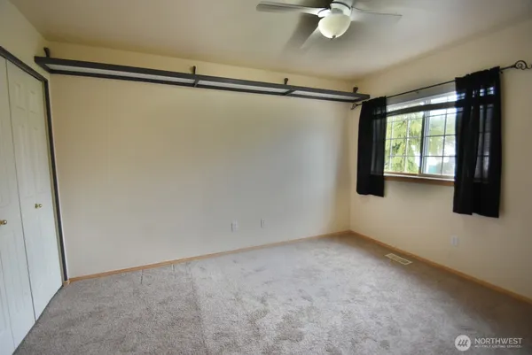 $3,600 | 3412 95th Place Southeast, Everett, WA 98208