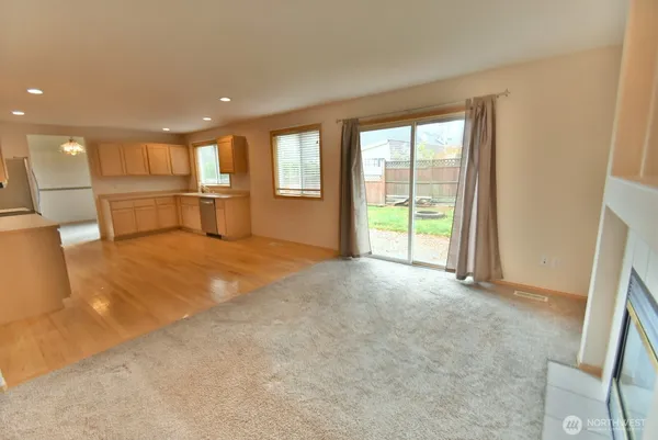 $3,600 | 3412 95th Place Southeast, Everett, WA 98208