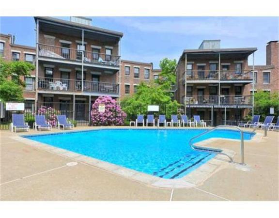116 Sutherland Road, Unit 10 Boston, MA 02135 - Photo 11 of 14
