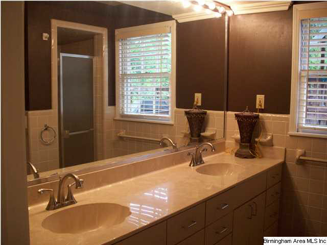 3800 Spring Valley Road Mountain Brook, AL 35223 - Photo 22 of 31