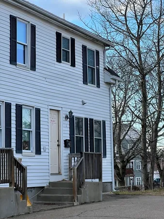 $2,850 | 374-378 Union Street, Unit 1, Franklin, MA 02038