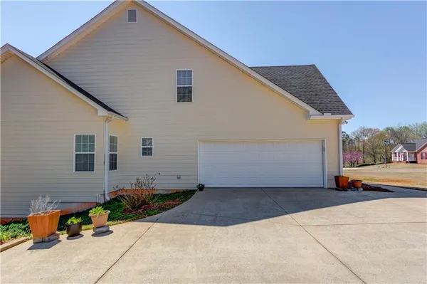 a view of a house with a outdoor space