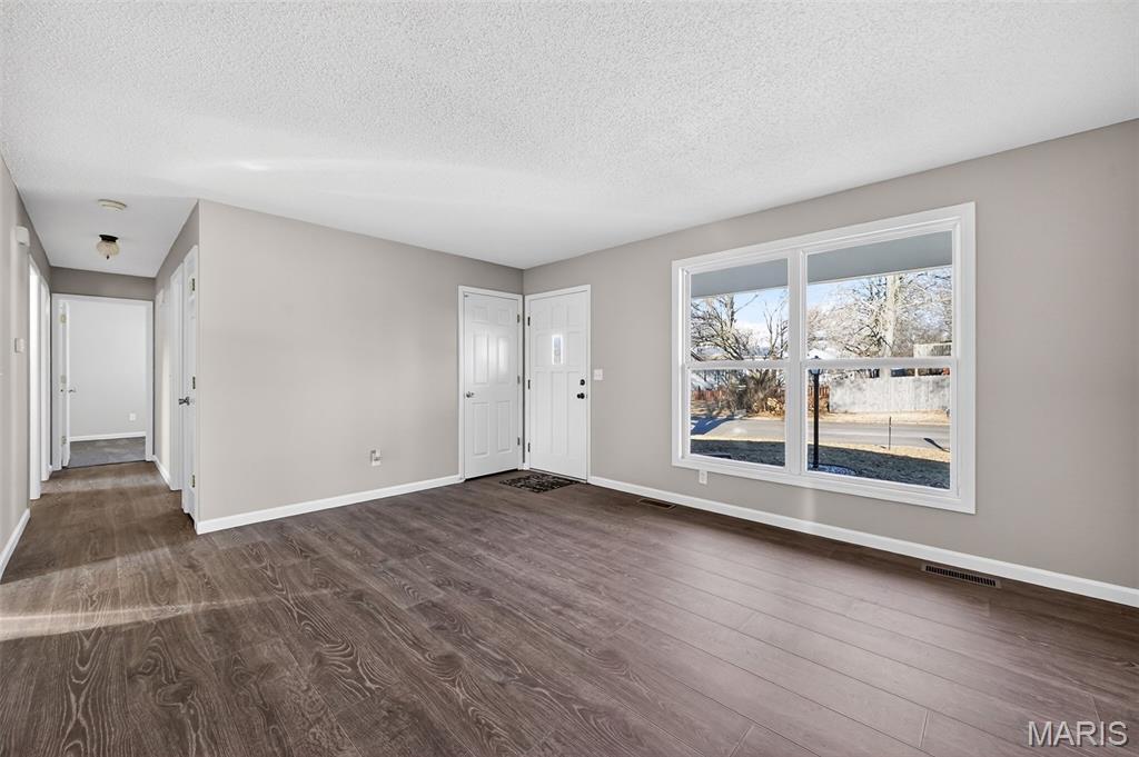 85 Atwater Drive St. Peters, MO 63376 - Photo 7 of 49