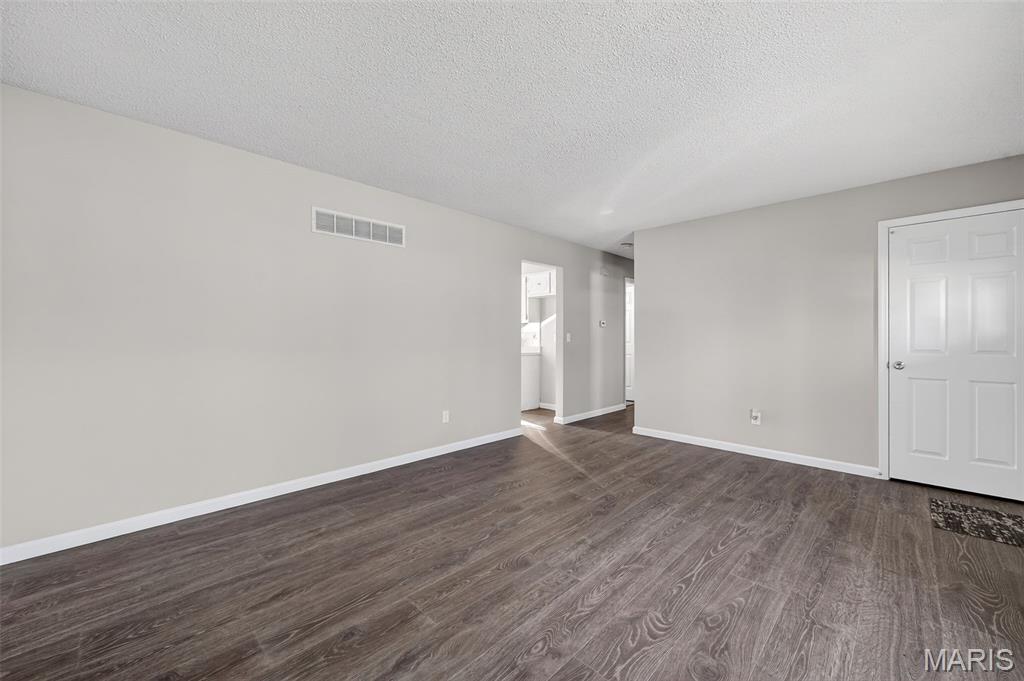 85 Atwater Drive St. Peters, MO 63376 - Photo 8 of 49