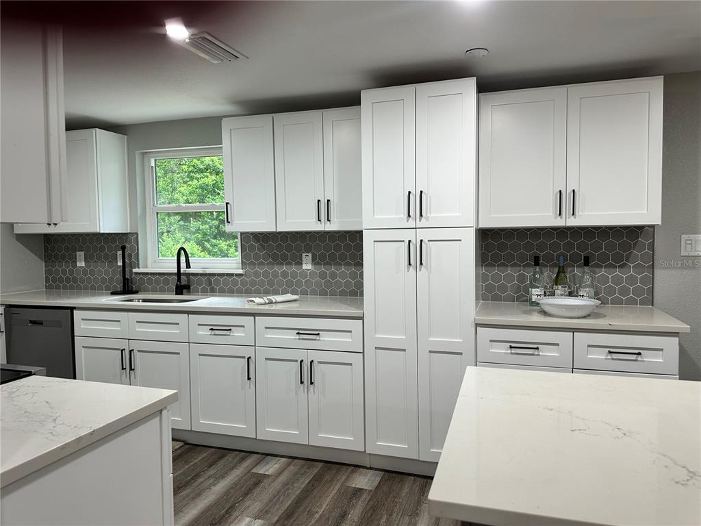 12922 Post Road Hudson, FL 34669 - Photo 6 of 28