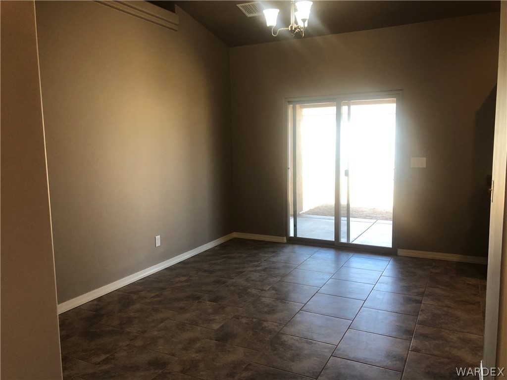 3654 North Kenneth Road Kingman, AZ 86409 - Photo 5 of 22