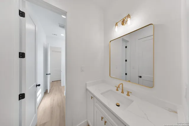 $719,000 | 222 Double Crk Loop, Seguin, TX 78155