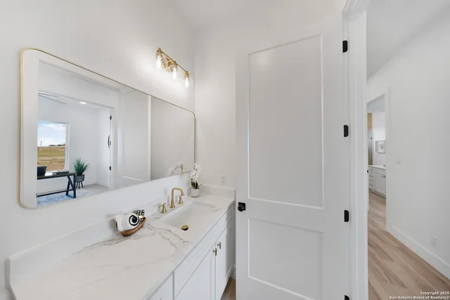 $719,000 | 222 Double Crk Loop, Seguin, TX 78155