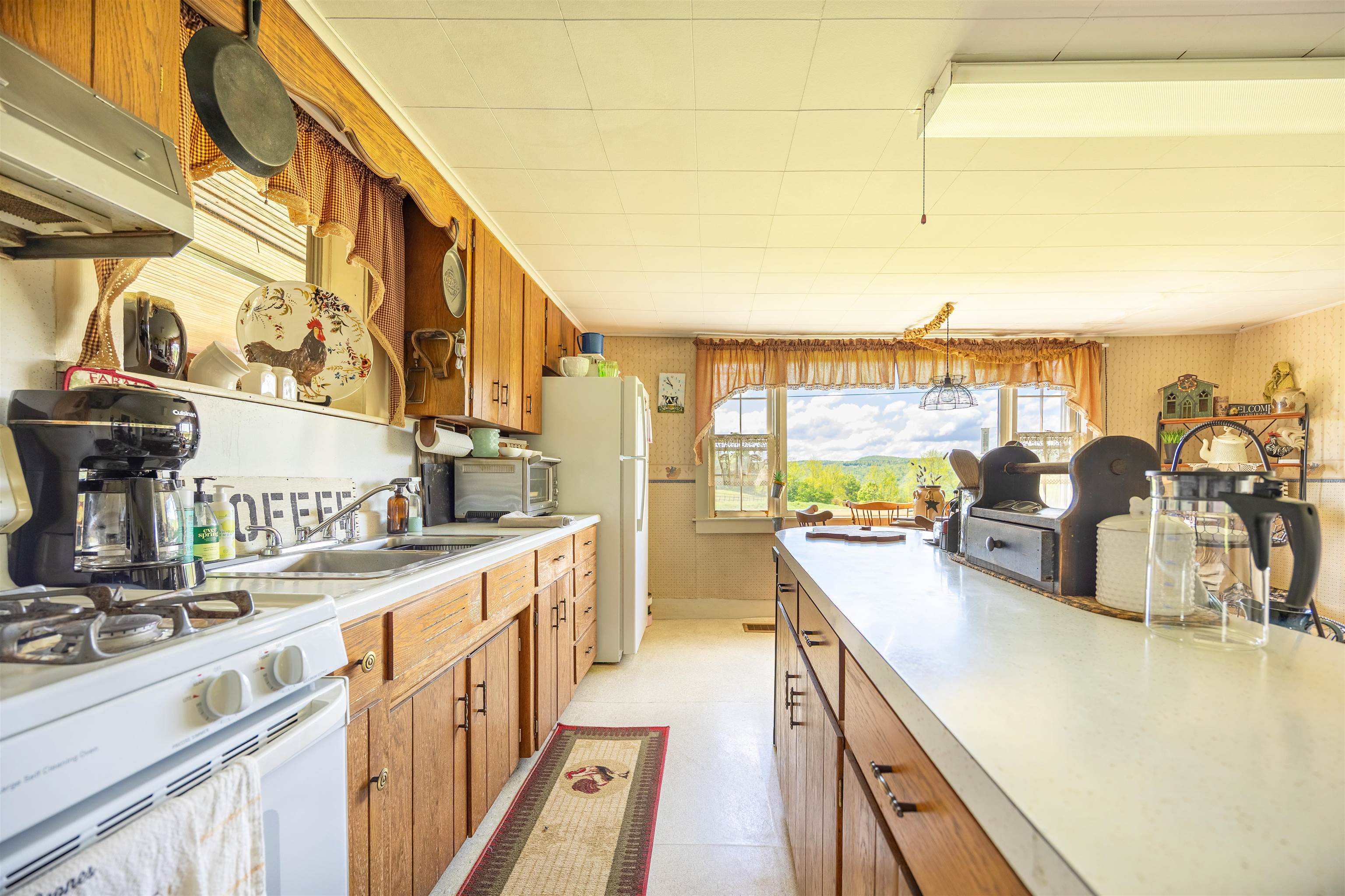 487 Nelson Hill Road Sheffield, VT 05866 - Photo 17 of 57