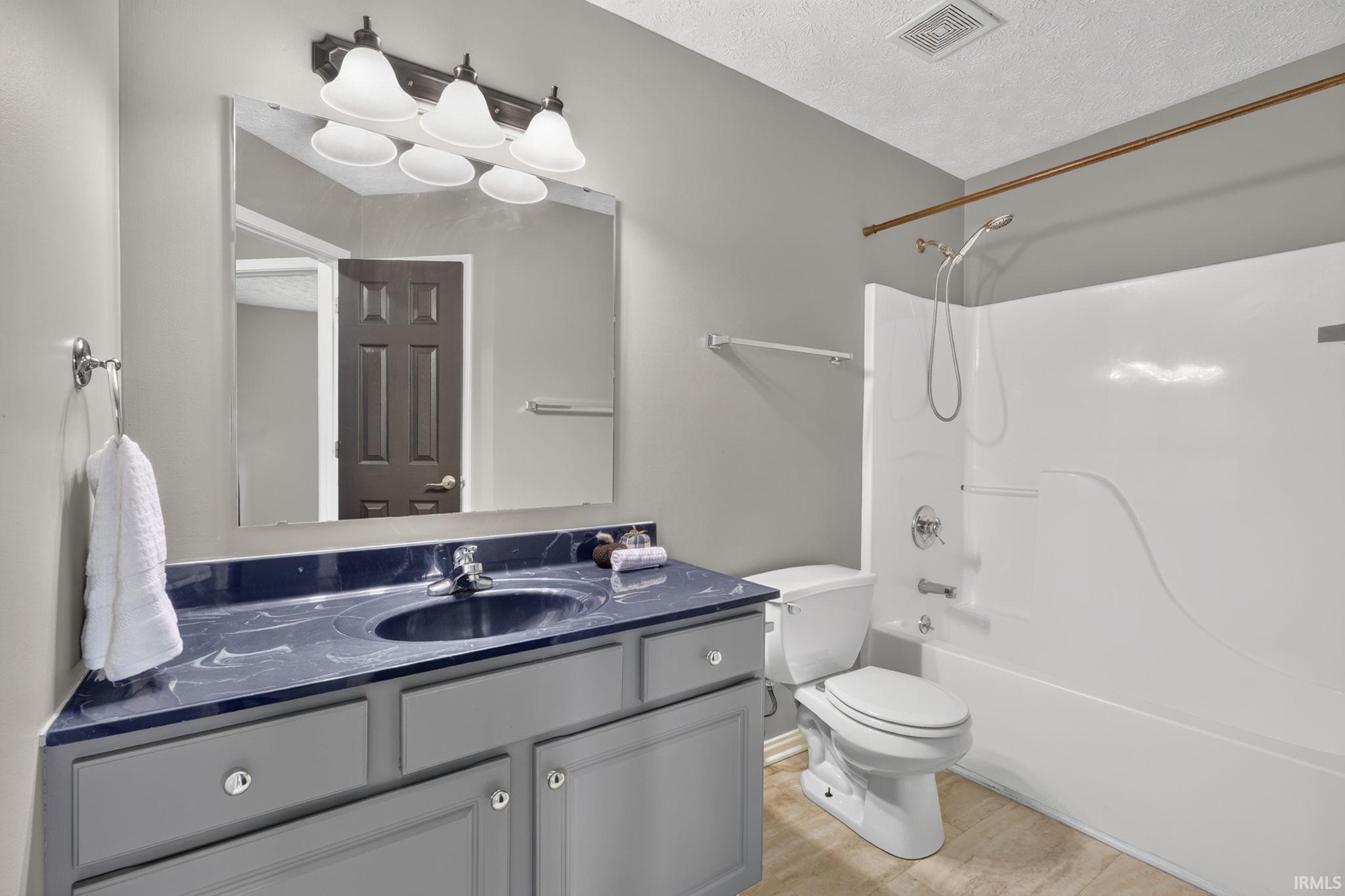 9715 Clippinger Road Evansville, IN 47725 - Photo 19 of 24 Gallery Image 19