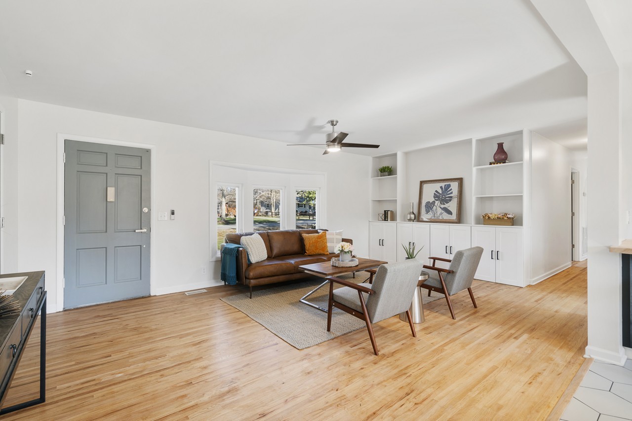 209 Stable Road Franklin, TN 37069 - Photo 4 of 25 a living room with furniture and wooden floor