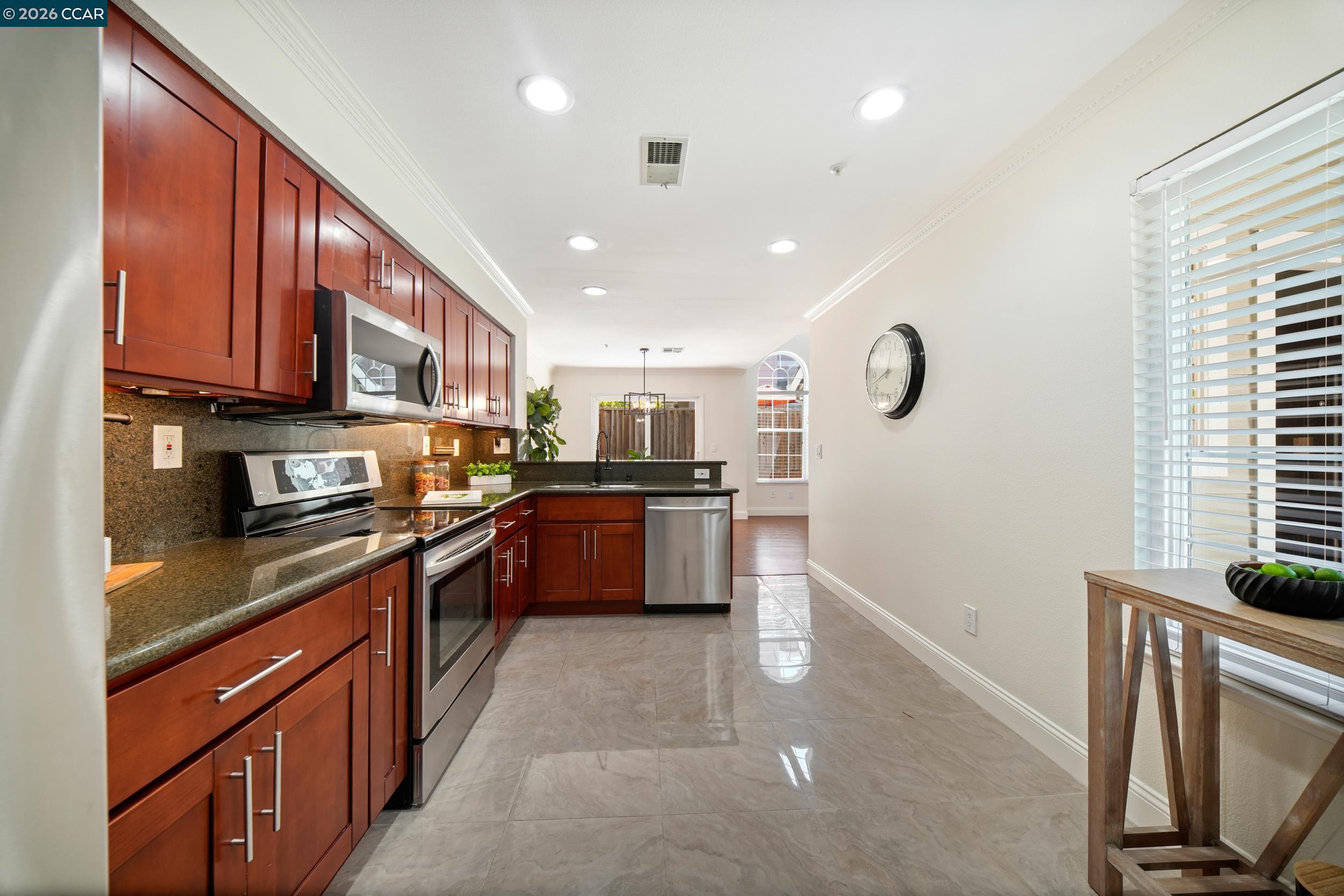 807 Destiny Lane San Ramon, CA 94583 - Photo 12 of 33
