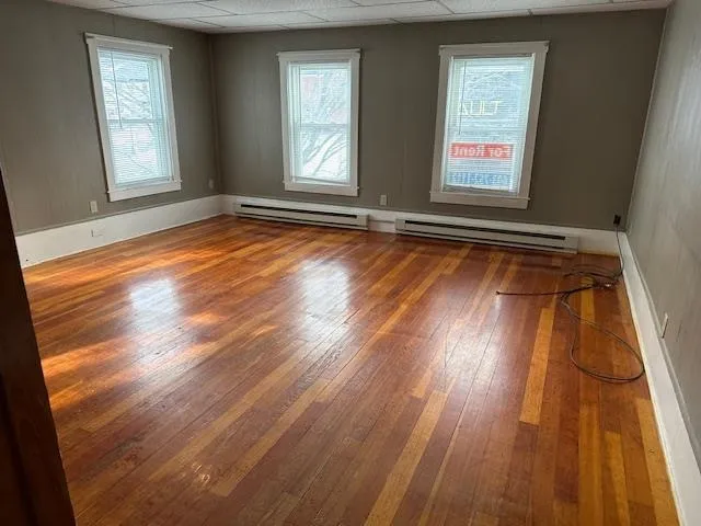 $850 | 104 Main Street, Gorham, NH 03581