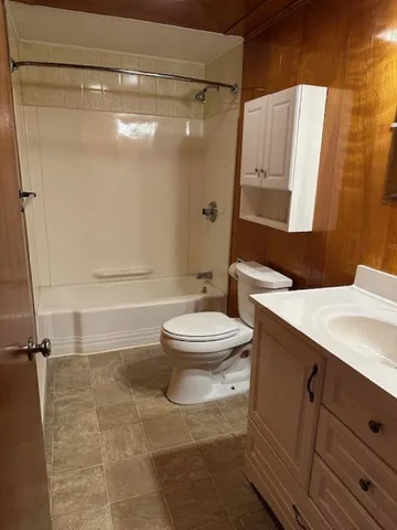 $850 | 104 Main Street, Gorham, NH 03581