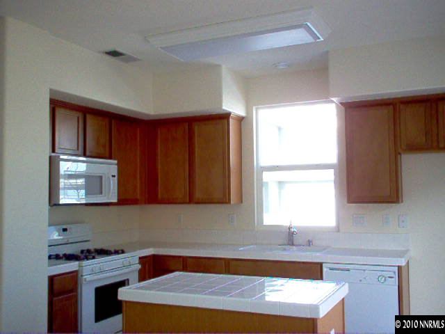 2100 Stanhope Lane Reno, NV 89502 - Photo 2 of 3 Photo 2