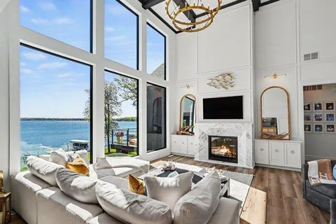 $5,100,000 | 4630 East Gull Lake Drive, Unit A, Hickory Corners, MI 49060