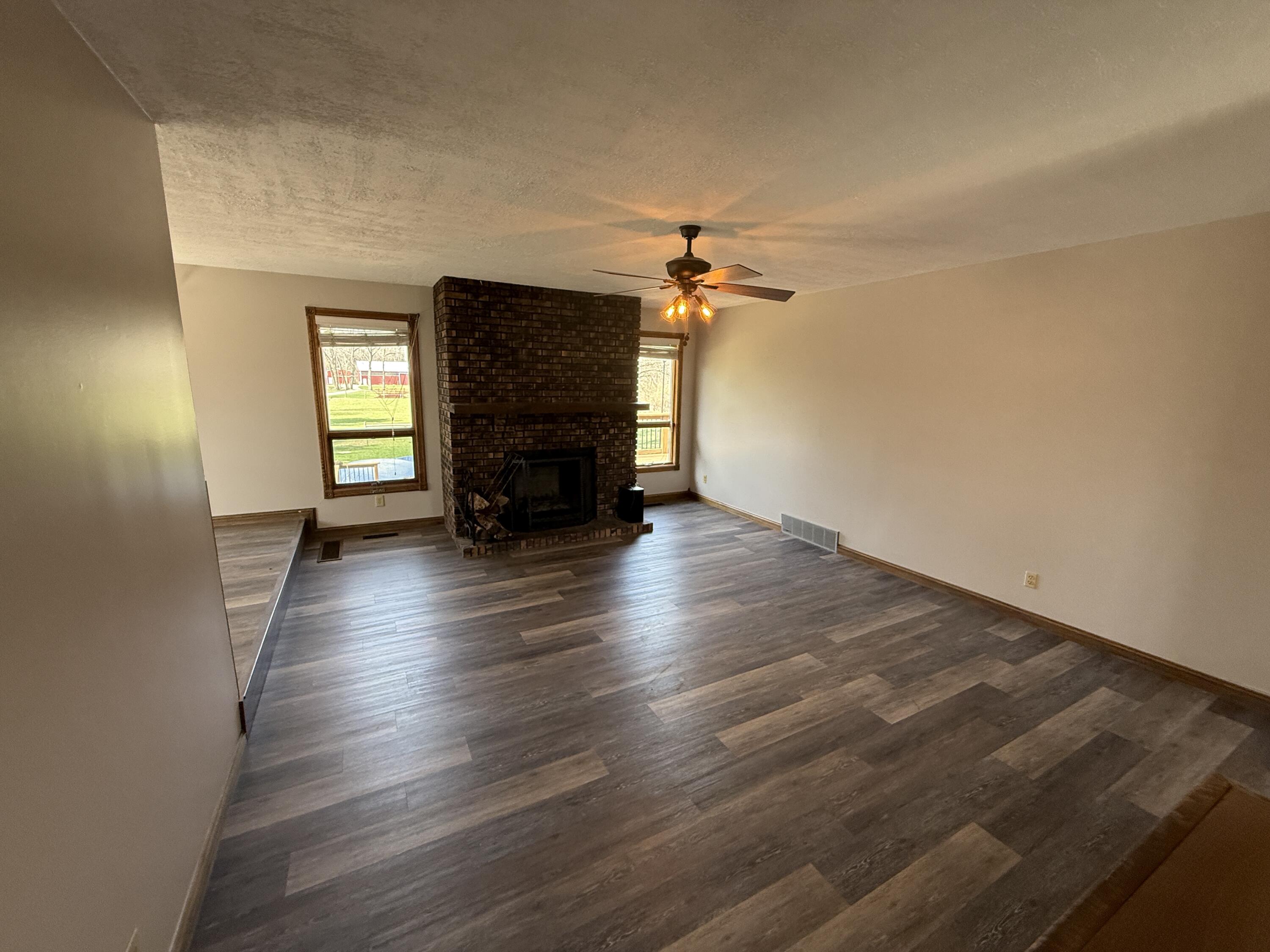 13226 South County Line Road Crown Point, IN 46307 - Photo 14 of 54 3000x2250