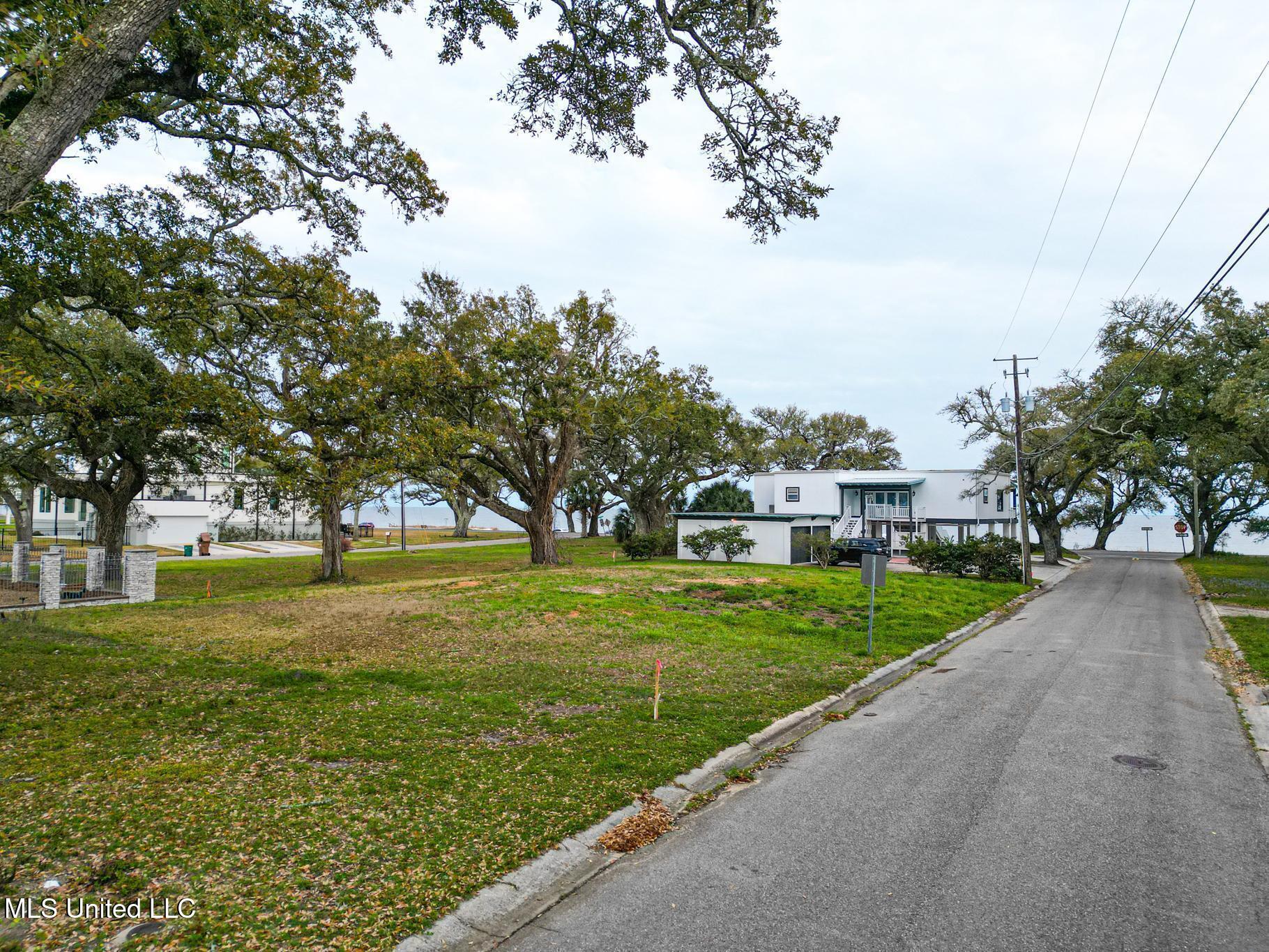 103 East Azalea Drive Long Beach, MS 39560 - Photo 6 of 12 IMG_0035