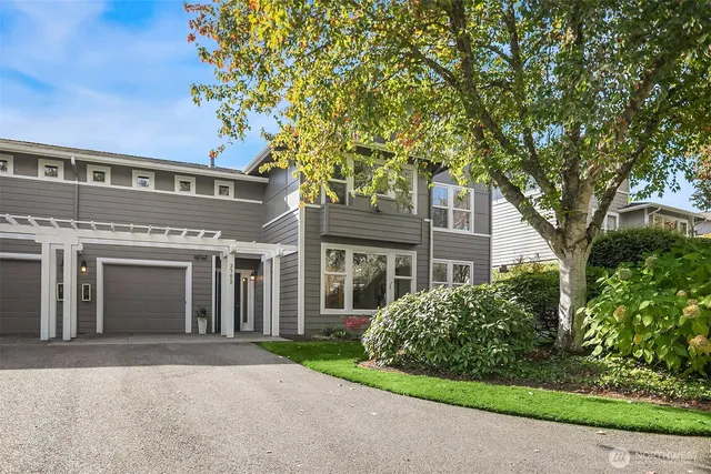 $440,000 | 3752 Providence Point Drive Southeast, Unit 1403, Issaquah, WA 98029
