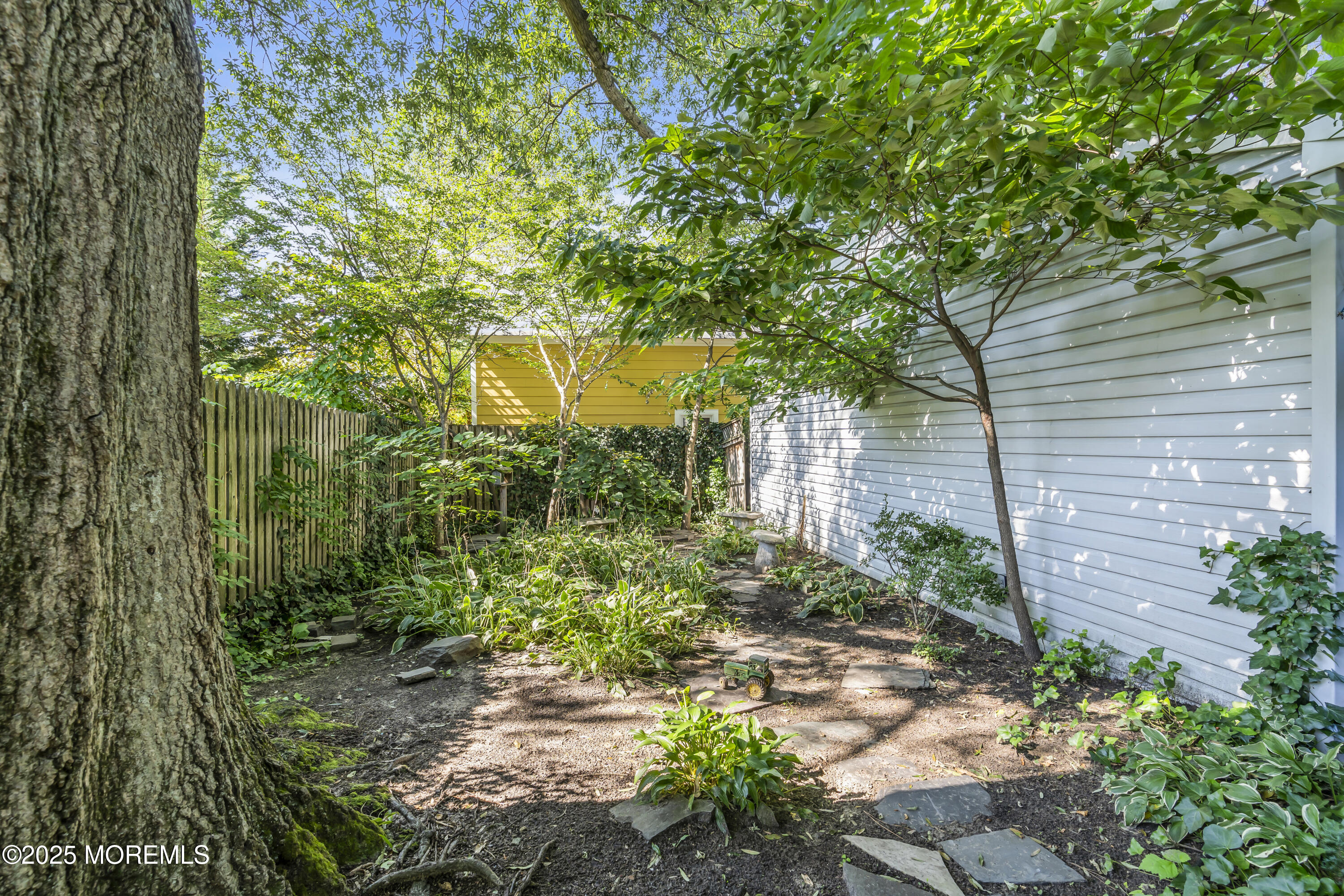 69 Maple Place Keyport, NJ 07735 - Photo 37 of 46 Backyard