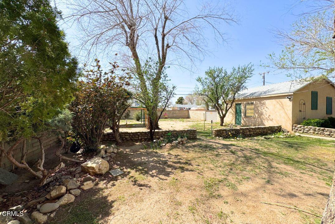 44215 Date Avenue Lancaster, CA 93534 - Photo 23 of 30 23